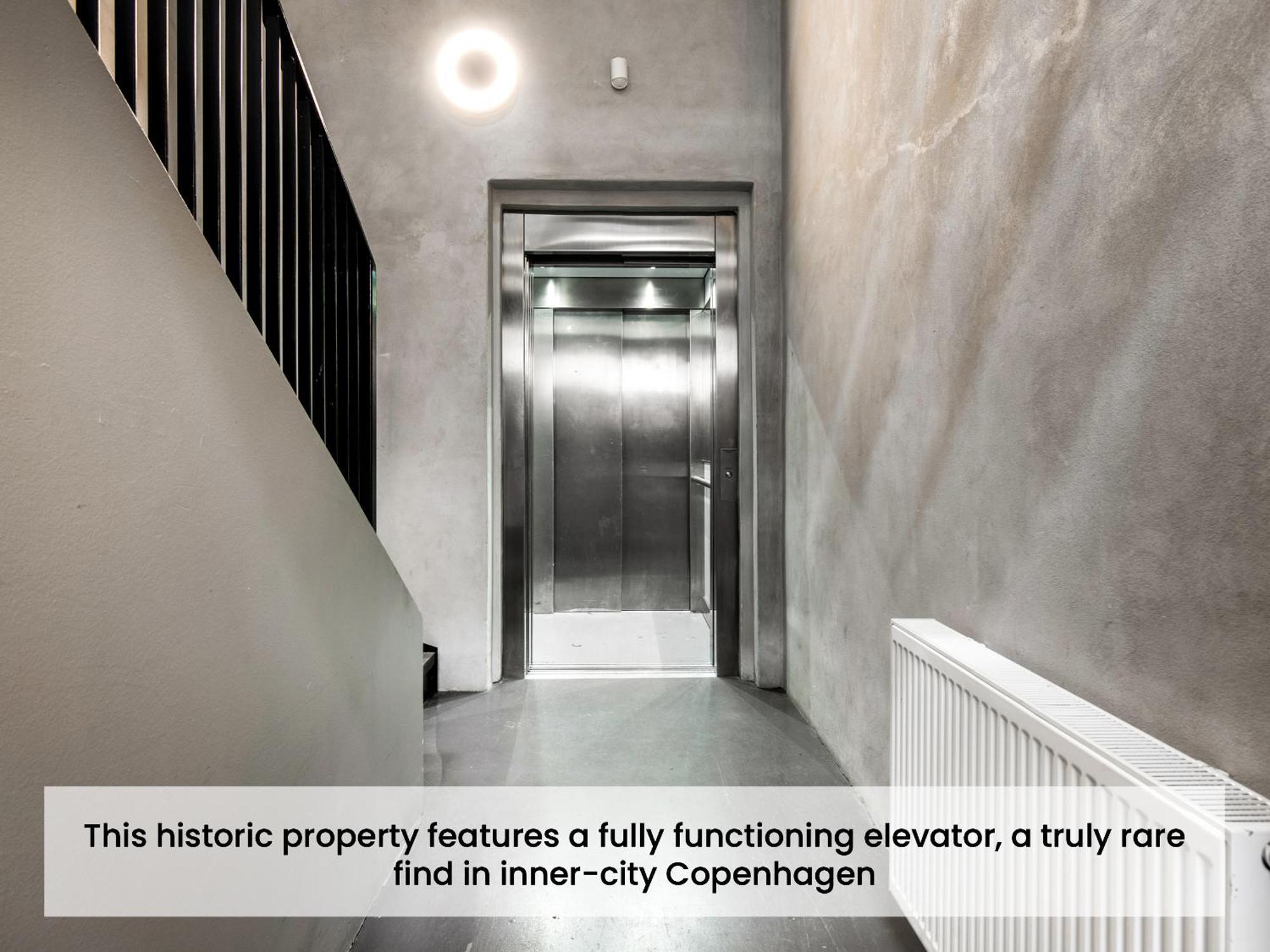Sanders Leaves - Chic Three-Bedroom Apartment In Downtown Copenhagen Exterior photo