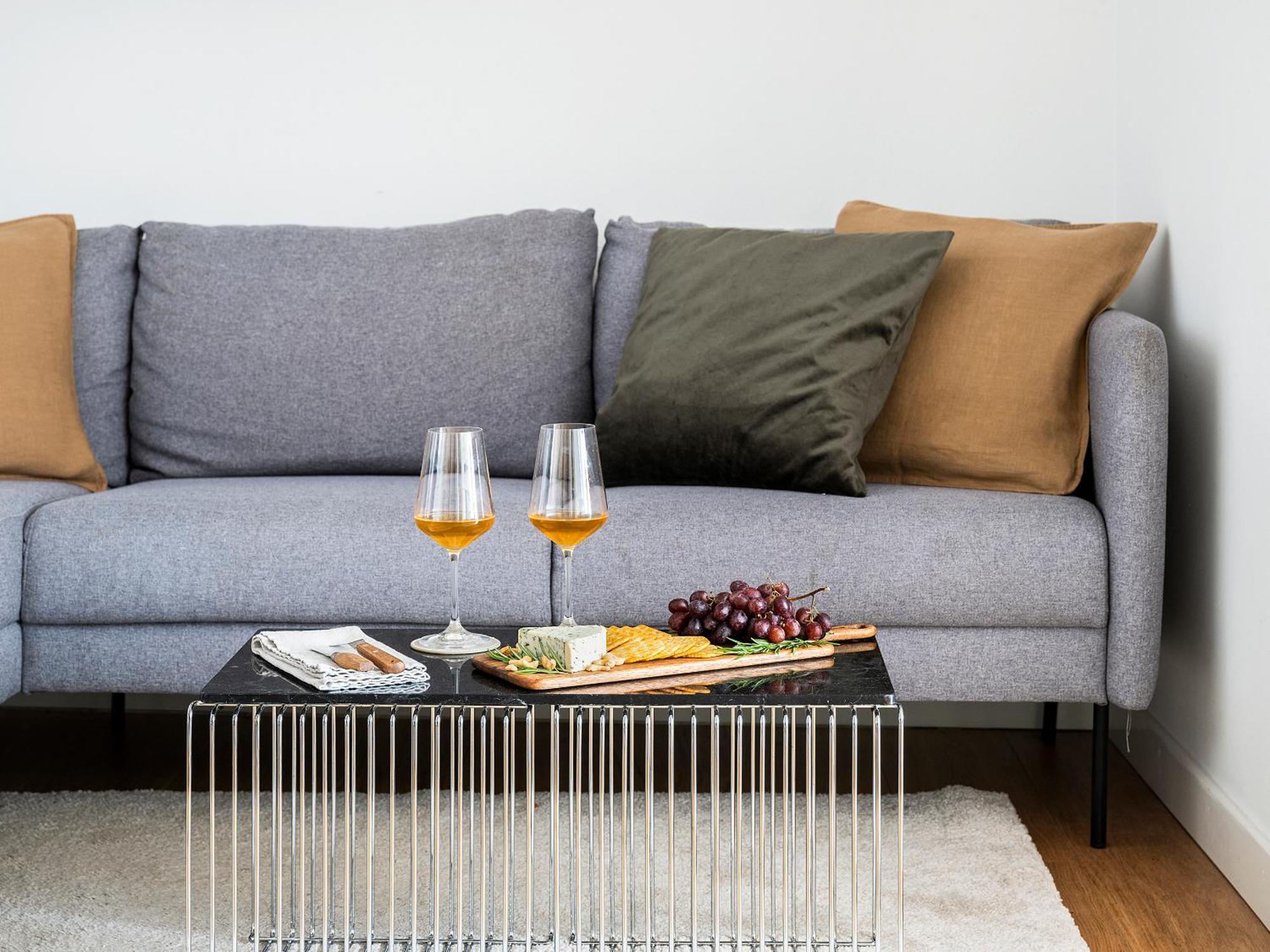 Sanders Leaves - Chic Three-Bedroom Apartment In Downtown Copenhagen Exterior photo